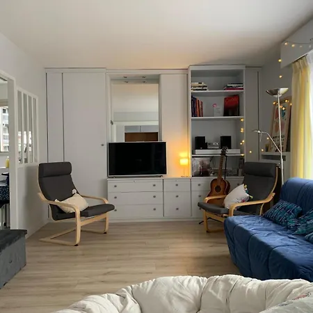 Apartment + Parking 45m2 Tour Eiffel Paris