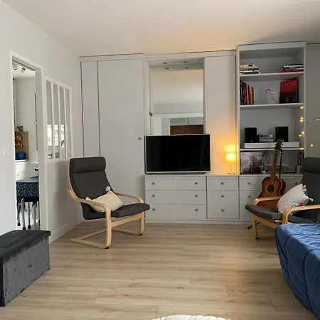 Apartment + Parking 45m2 Tour Eiffel