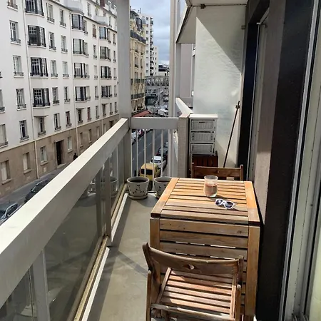 + Parking 45m2 Tour Eiffel Apartment